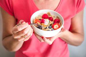 Cattiva digestione e alimentazione: che abitudini alimentari seguire?